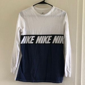 Nike boys shirt